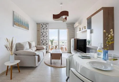 Sea and sun apartment Punta Prima