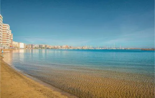 Stunning Apartment In Torrevieja