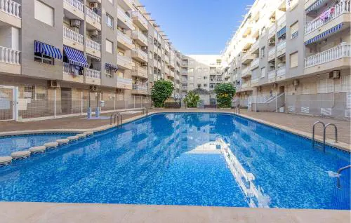 Stunning Apartment In Torrevieja