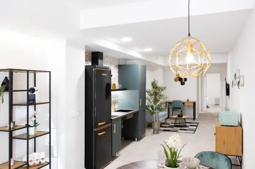 AG7 Loft Valencia Espaciosos estudios con terraza cercanos al metro Zona Ayora
