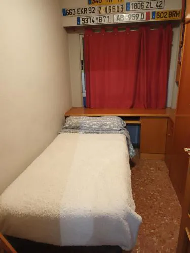 Alquilo habitación 24 euros por noche Super Top