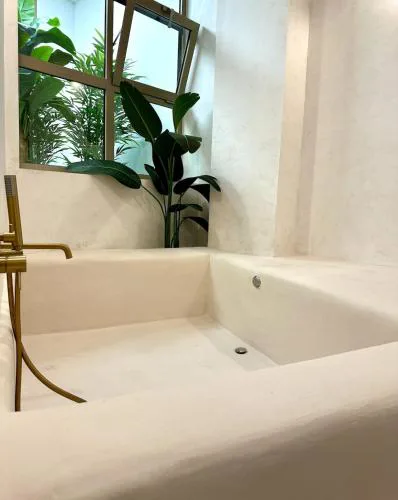Anelsa Suites Serranos 3