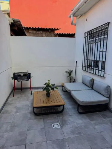 Apartamento bajo acogedor, moderno, cerca del Mar