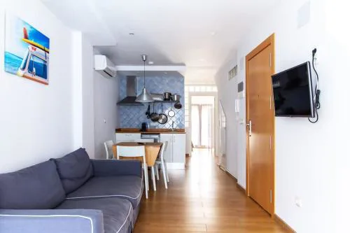 Apartamento con terraza privada cerca de la playa
