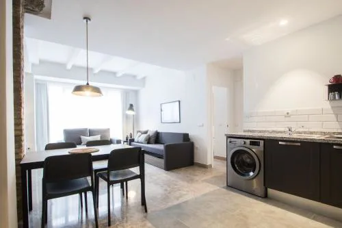 Apartamentos La Marina