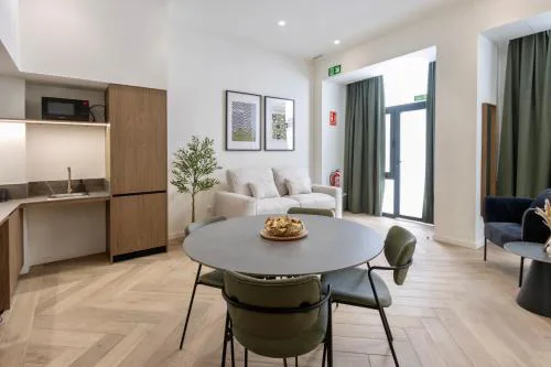 Boutique Room - One Tower