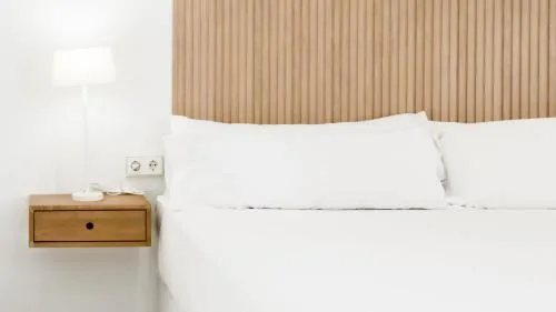 Catalina Suites Apartments Downtown Valencia