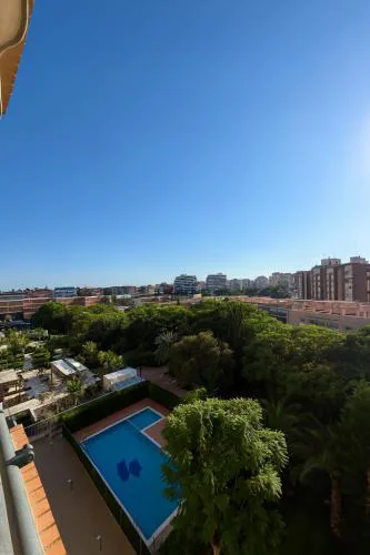 Cortes Suite - Pool paddle tennis court and gym