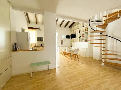 Duplex al lado de los Jardines del Turia