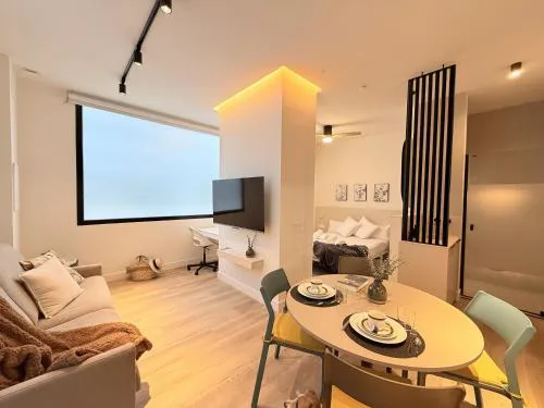 Loft 6 Ejecutivo premium y luminoso by VidaCalma