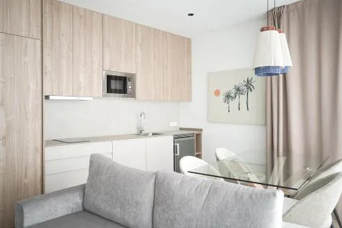 Lumen Mare Valencia by SH Hoteles
