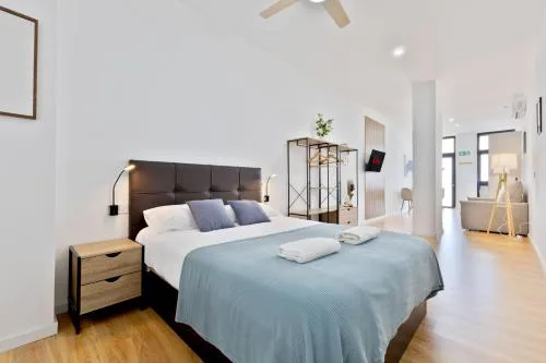Pato - Modern Apt - Near Bioparc by Río Turia Apartments