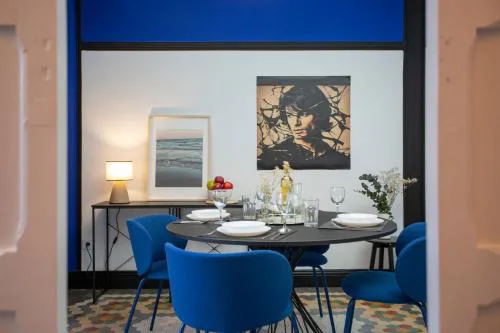 SingularStays Ca Iconic Living