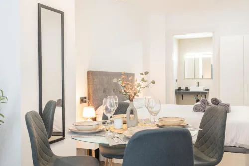 Suite Deluxe Valencia - Beach II Apartments