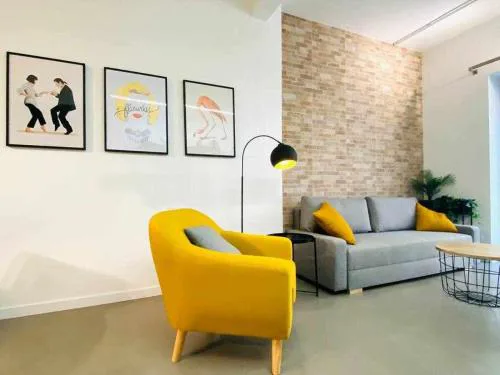 Tarongers, lovely flat in the center