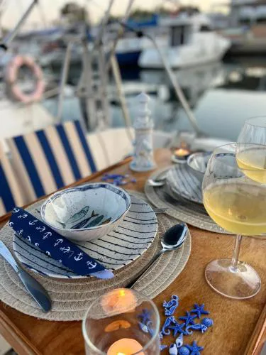 Unique Experience in Sailboat! In The 4 Seasons!! B shi