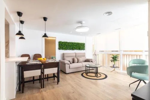 UrbanNest Apartment