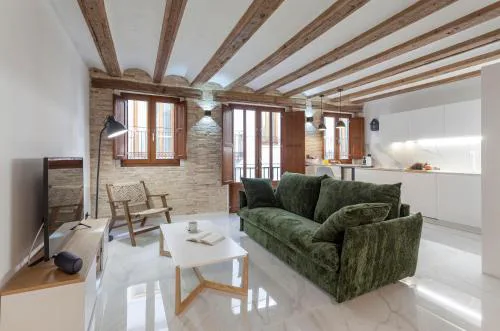 Valencia Flat Rental City center town hall