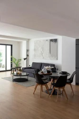 Valencia Leones by Concept Flats