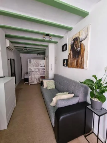 Apartment M 22
