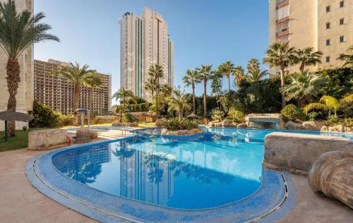 Bright Apartment with Pool, Terrace, Private Parking, Benidorm, Finestrat