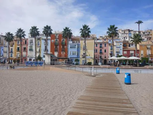 Casco Antigua 200m van het strand van Villajoyosa!