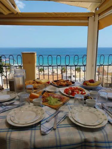 CS92 Gran apartamento con 2 terrazas y vista Mediterráneo