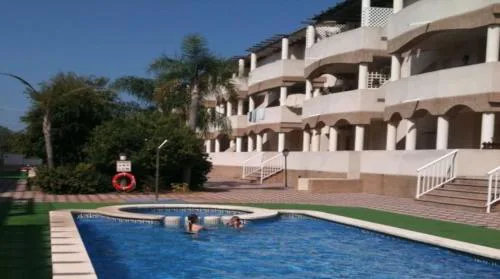 3 BEDROOM LUXURY PENTHOUSE, BEACH, POOL, and GOLF, WIFI, Large TV SATELLITE,GARAGE