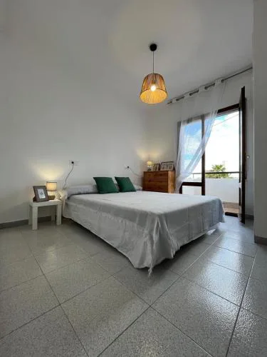 Apartamento costa norte con Jardín