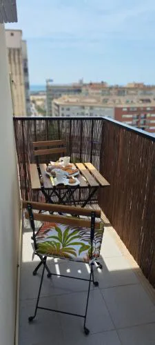 Piso soleado con buena ubicación