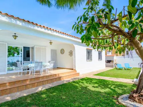 Villa Villa Lolin by Interhome