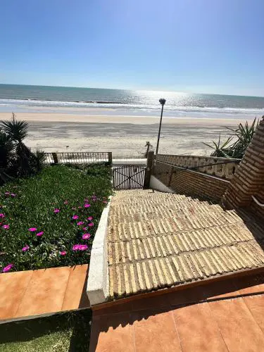 A la Orilla del Mar