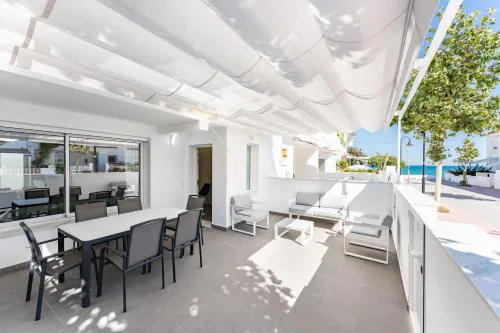 248 New Frontline Beach Mollina