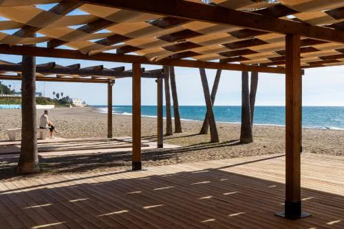 Cala Serena - 3-bedroom modern apartment situated in La Cala de Mijas