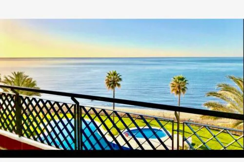 MI CAPRICHO 12 - Luxury Beachfront Apartment- Costa del Sol