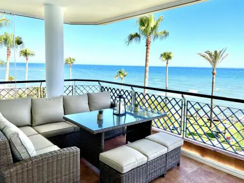 MI Capricho 700 beachfront apartment - Three bedrooms in La Cala de Mijas