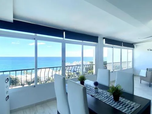 Torrenueva Lux Seaview Apartment close to Marbella