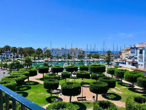 Luminoso ático en el Puerto de Almerimar