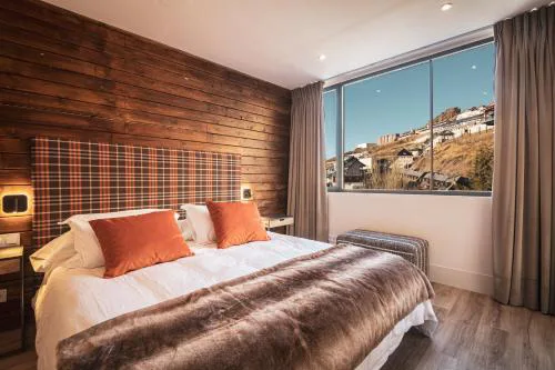 APARTAMENTO DE LUJO A PIE DE PISTA SIERRA NEVADA