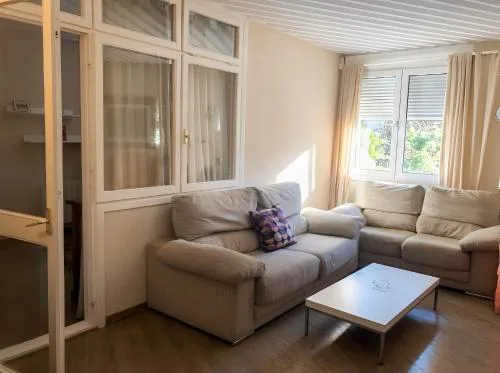 Apartamento edificio europa zona media 8 pax View
