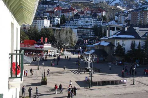 Apartamento en la mejor zona de la Sierra junto a los remontes, Reformado, D203