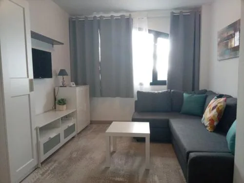 NOVÍSIMO APARTAMENTO CON PRECIOSAS VISTAS