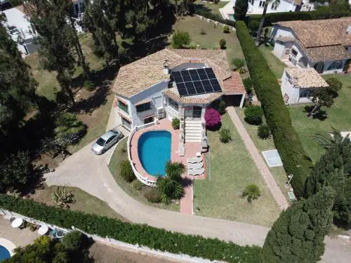 3 bed, 2 bath villa, private pool, quiet area
