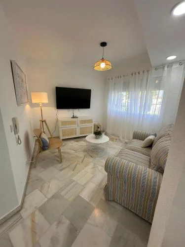 Apartment with Garden & Pool - Next to Golf Course