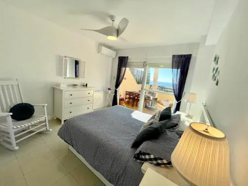 Bright Apartment in Mijas Costa with Shared Pool