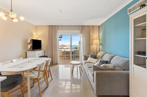 Duplex Penthouse With Pool A114