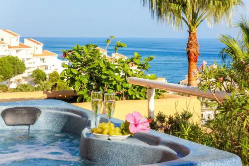 Malibu Mansions with private hot tub