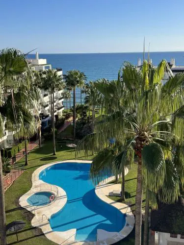 Mi Capricho beachfront penthouse with terrace and sea view