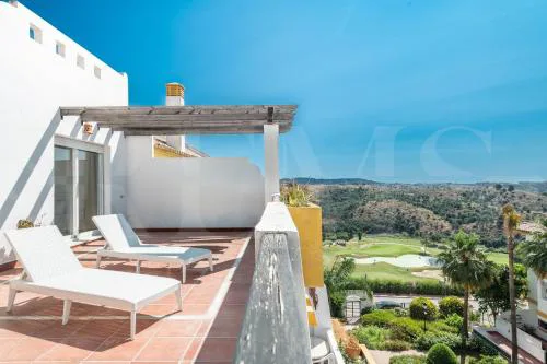 Mijas getaway with parking, terrace and pool REMS