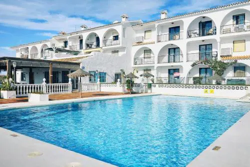 Mijas Serenity Garden by Lica Homes